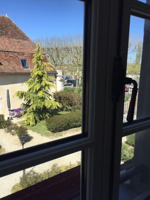 Bel Appart Au Bord De L'Eau Proche Gare Avec Wifi Auxerre Exterior foto