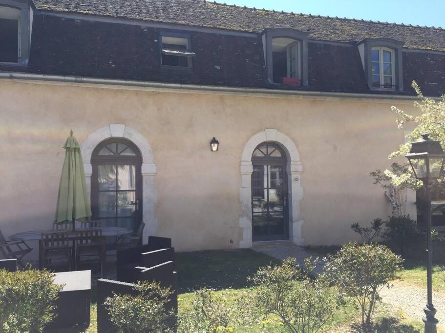Bel Appart Au Bord De L'Eau Proche Gare Avec Wifi Auxerre Exterior foto