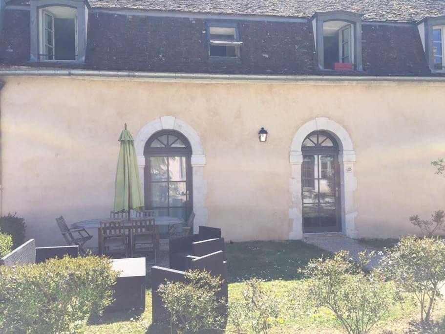 Bel Appart Au Bord De L'Eau Proche Gare Avec Wifi Auxerre Exterior foto